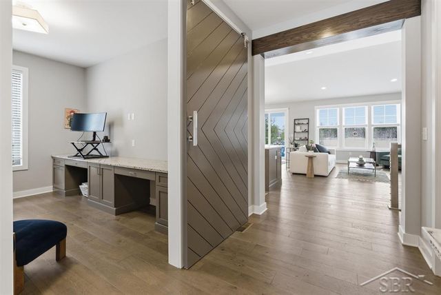 403 Copper Leaf Court, Midland, MI 48642