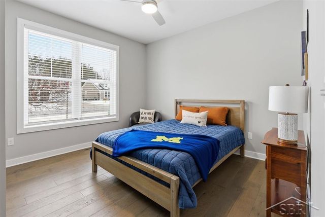 403 Copper Leaf Court, Midland, MI 48642