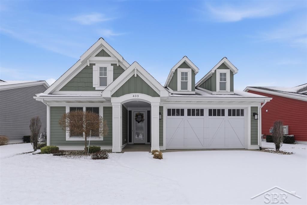 403 Copper Leaf Court, Midland, MI 48642