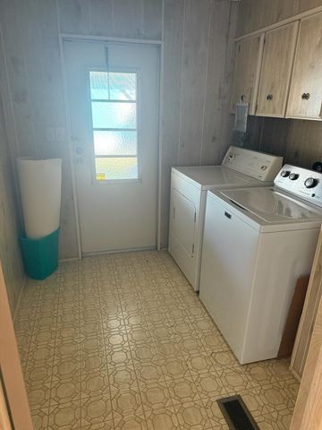 4 E East Caribbean, Port St Lucie, FL 34952