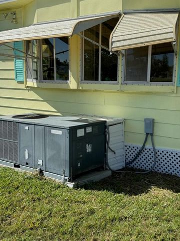 4 E East Caribbean, Port St Lucie, FL 34952