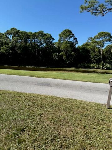 4 E East Caribbean, Port St Lucie, FL 34952