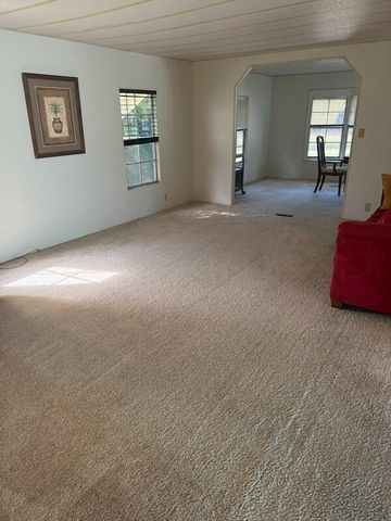 4 E East Caribbean, Port St Lucie, FL 34952