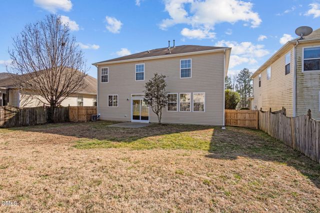 238 Larktree Lane, Fuquay Varina, NC 27526