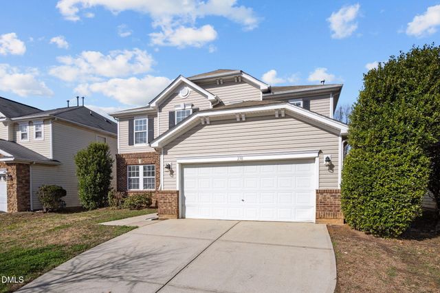 238 Larktree Lane, Fuquay Varina, NC 27526