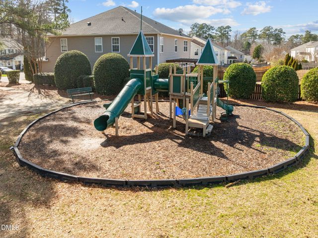 238 Larktree Lane, Fuquay Varina, NC 27526