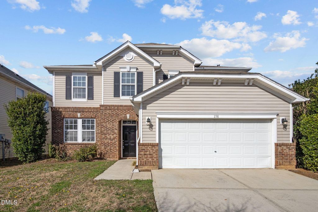 238 Larktree Lane, Fuquay Varina, NC 27526