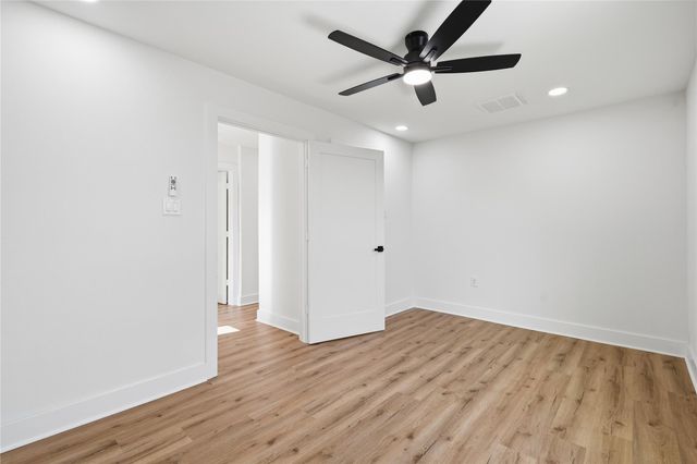 524 N Super Street, Houston, TX 77011