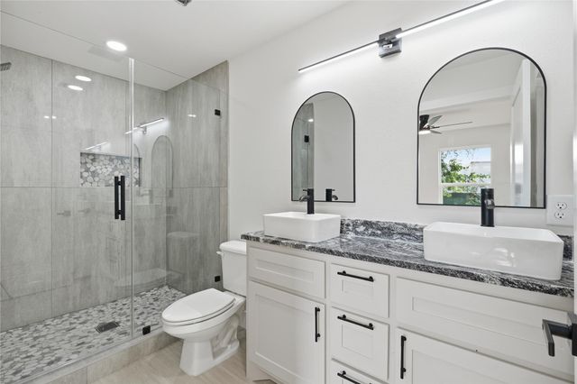 524 N Super Street, Houston, TX 77011