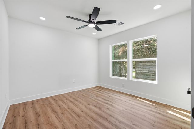 524 N Super Street, Houston, TX 77011