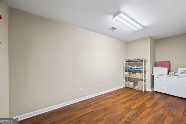 1292 GREEN TURF Drive, Snellville, GA 30078