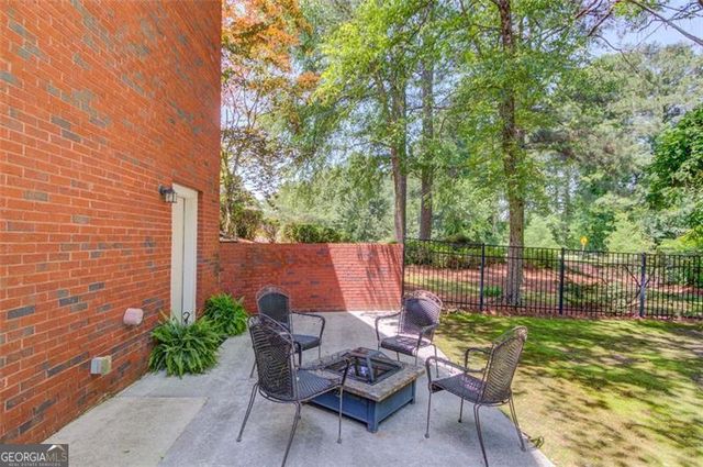 1292 GREEN TURF Drive, Snellville, GA 30078