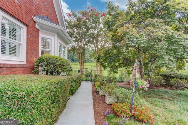 1292 GREEN TURF Drive, Snellville, GA 30078
