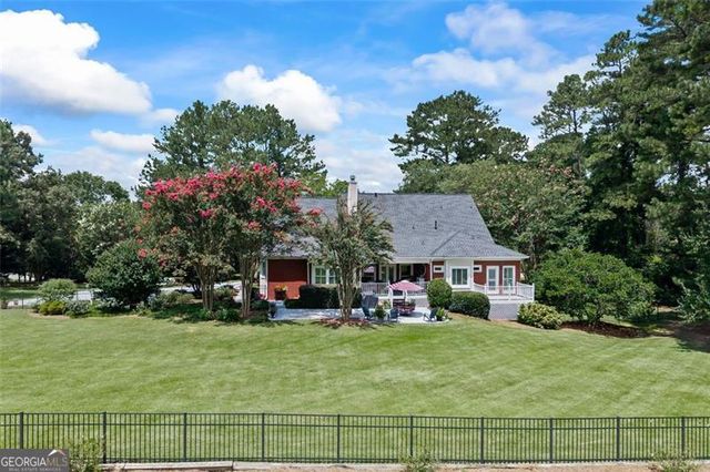 1292 GREEN TURF Drive, Snellville, GA 30078