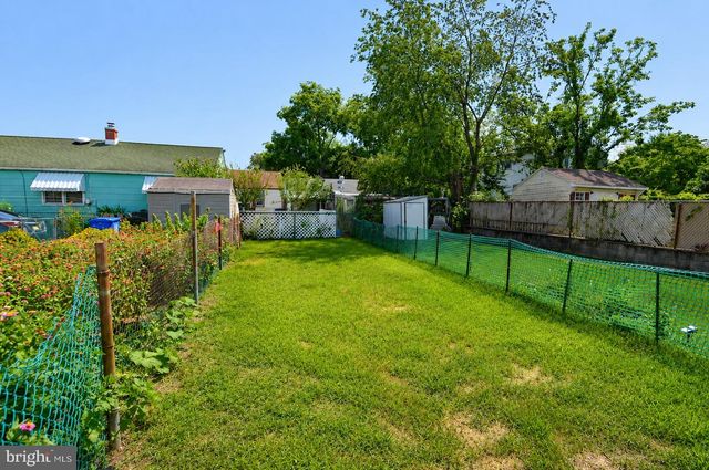 1209 HIGH ST, Burlington, NJ 08016