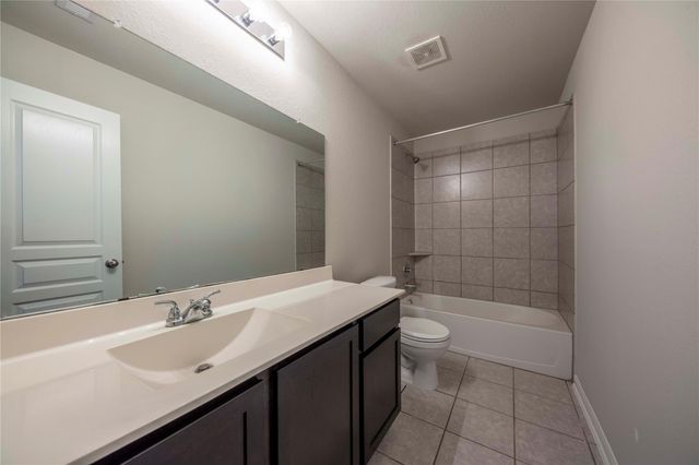 1 Garden Springs Court, Manvel, TX 77578