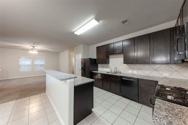 1 Garden Springs Court, Manvel, TX 77578