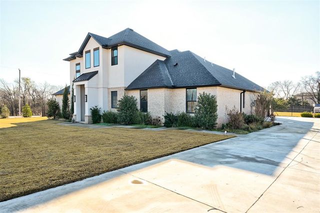 6370 Buena Vista Court, Piedmont, OK 73078