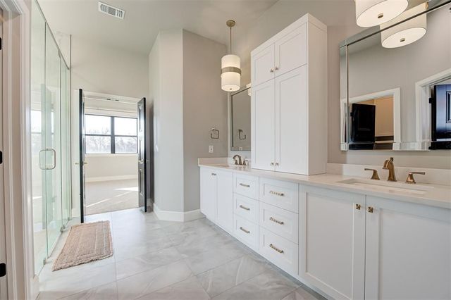 6370 Buena Vista Court, Piedmont, OK 73078