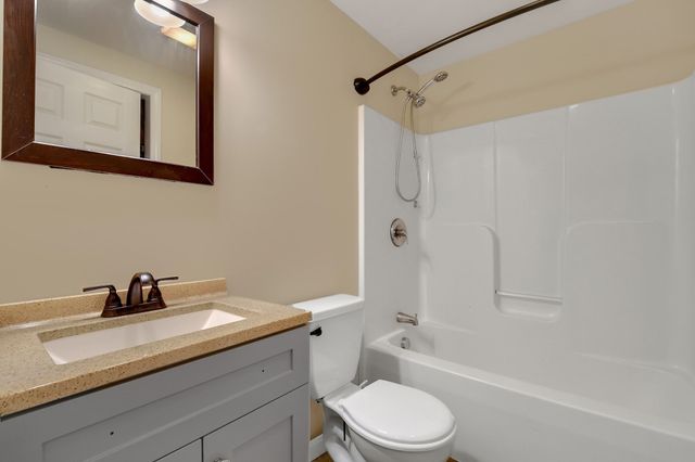 125 Drew Blvd, Orange, MA 01364
