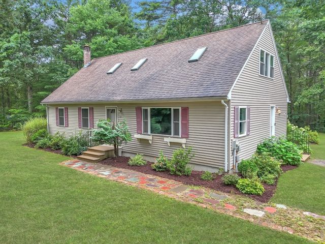 125 Drew Blvd, Orange, MA 01364