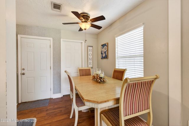1210 11th Street, Pascagoula, MS 39567