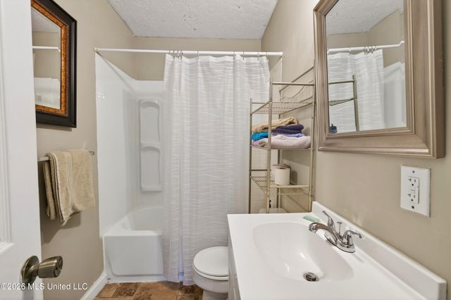 1210 11th Street, Pascagoula, MS 39567