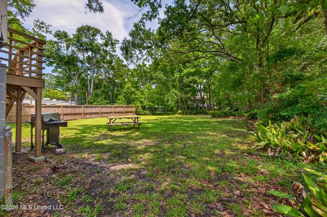 1210 11th Street, Pascagoula, MS 39567