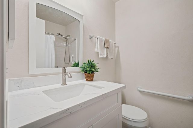 8051 Bay Branch Dr 222, The Woodlands, TX 77382