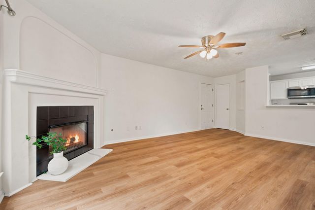8051 Bay Branch Dr 222, The Woodlands, TX 77382