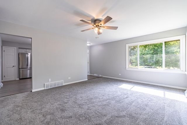 7911 Madison Avenue, Munster, IN 46321