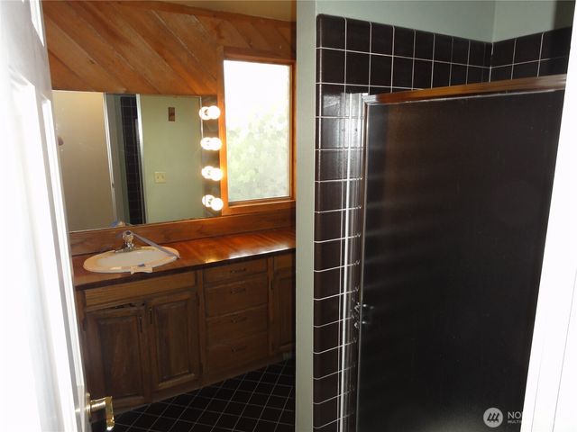 32643 39th Place SW, Federal Way, WA 98023
