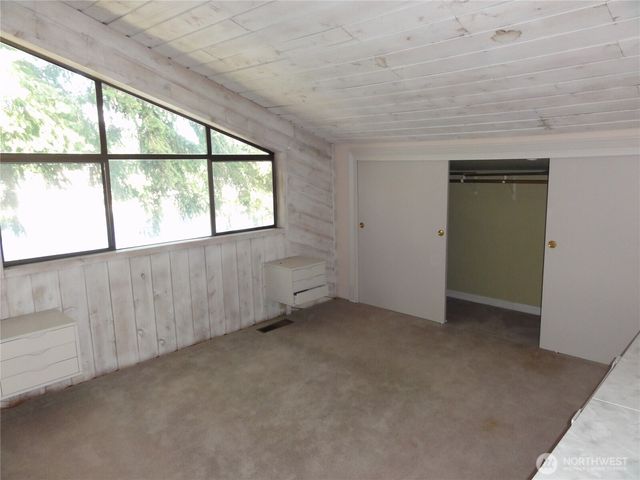32643 39th Place SW, Federal Way, WA 98023