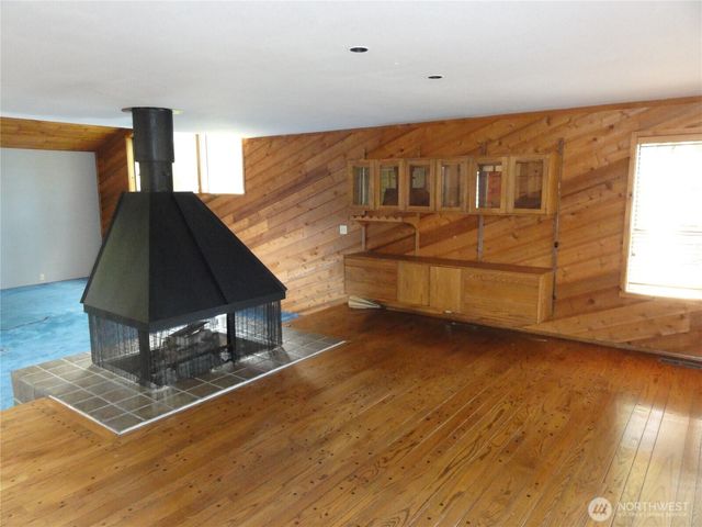 32643 39th Place SW, Federal Way, WA 98023