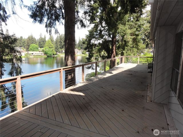 32643 39th Place SW, Federal Way, WA 98023