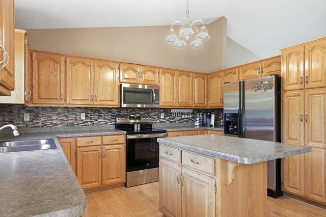 15838 100th Street SE, Becker, MN 55308