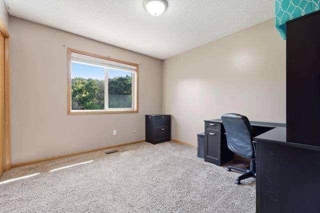 15838 100th Street SE, Becker, MN 55308
