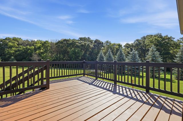 15838 100th Street SE, Becker, MN 55308