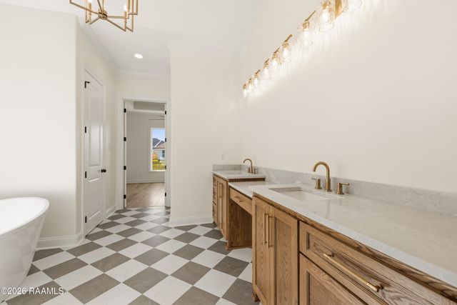 123 Cape Town Avenue, Youngsville, LA 70592