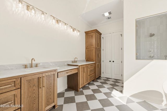 123 Cape Town Avenue, Youngsville, LA 70592