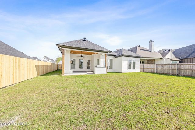 123 Cape Town Avenue, Youngsville, LA 70592