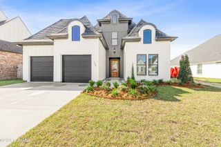 123 Cape Town Avenue, Youngsville, LA 70592