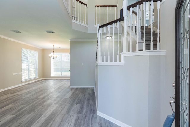 18135 Somerset Knolls, Houston, TX 77094