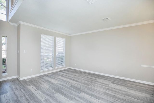 18135 Somerset Knolls, Houston, TX 77094