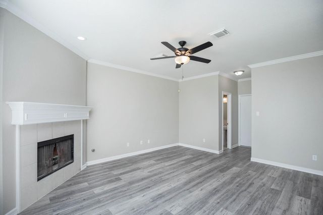 18135 Somerset Knolls, Houston, TX 77094