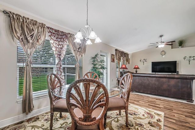 367 SW Grimaldo Terrace, Port St. Lucie, FL 34984