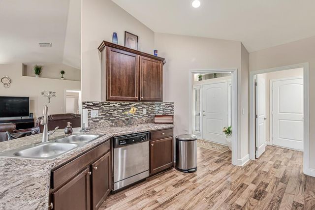 367 SW Grimaldo Terrace, Port St. Lucie, FL 34984