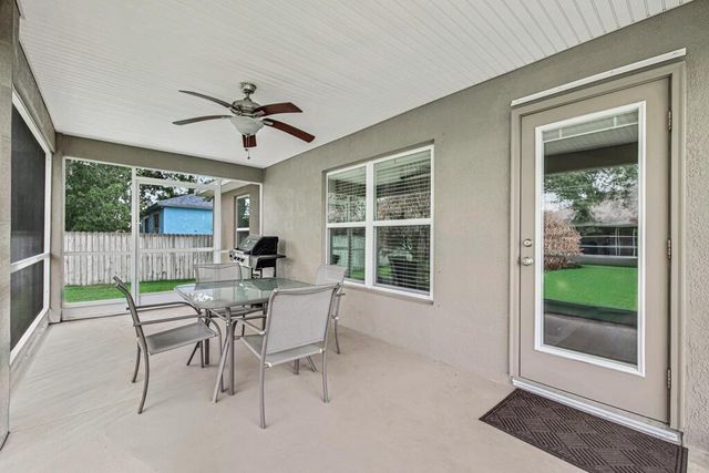 367 SW Grimaldo Terrace, Port St. Lucie, FL 34984