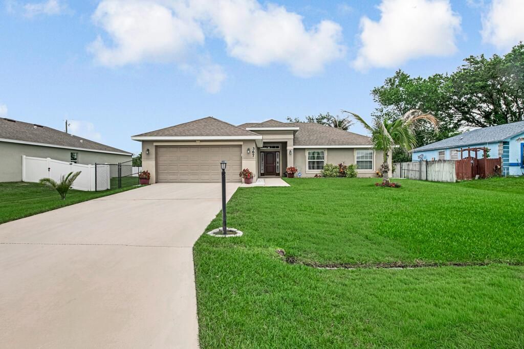 367 SW Grimaldo Terrace, Port St. Lucie, FL 34984