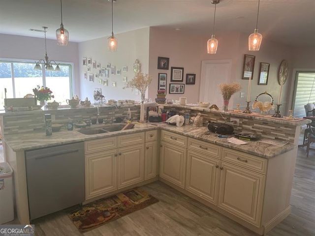 1911 ELLIS ROAD, Hogansville, GA 30230